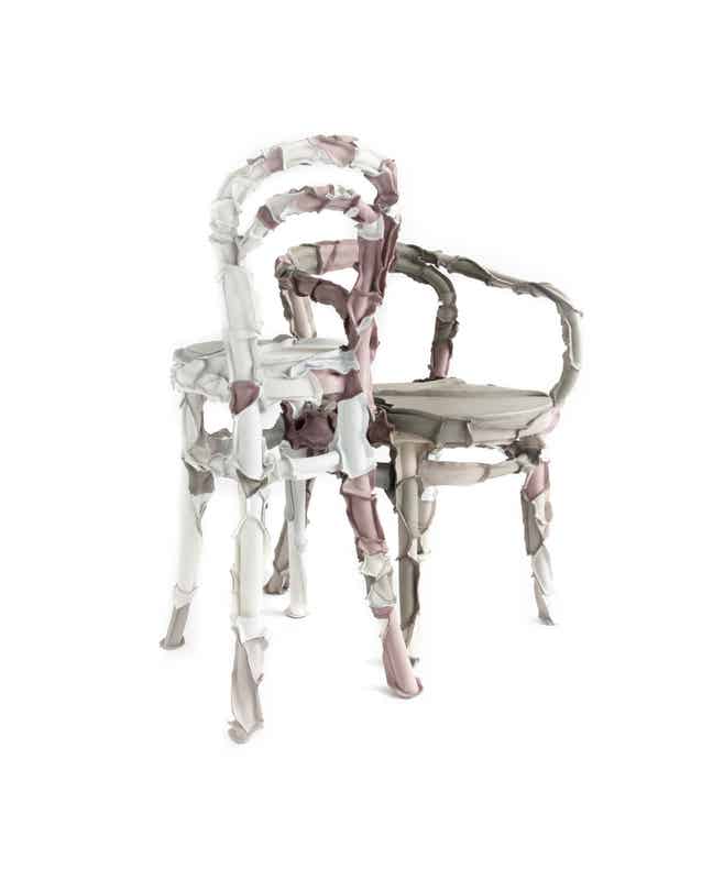 Skin Thonet couple