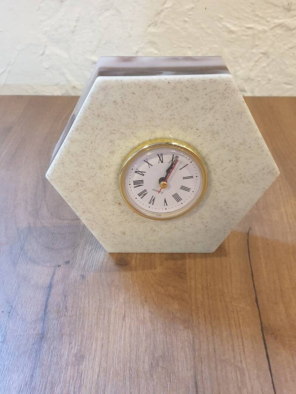 Horloge Pentagonale
