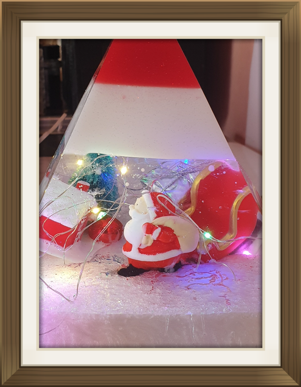 Pyramide avec lumière