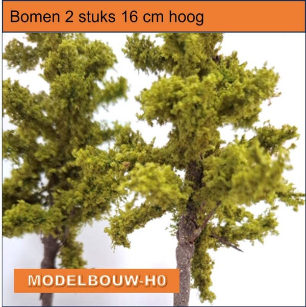 loofbomen 2 stuks  16 cm groen goed gedetailleerd