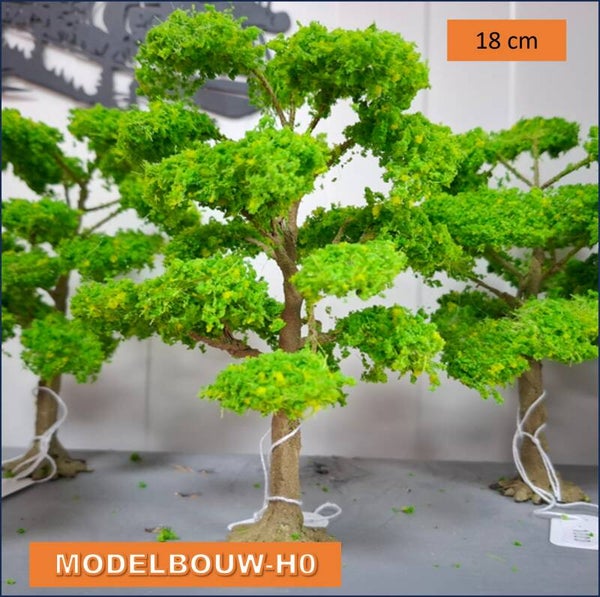 Loofboom helder groen 18cm hoog draadmodel