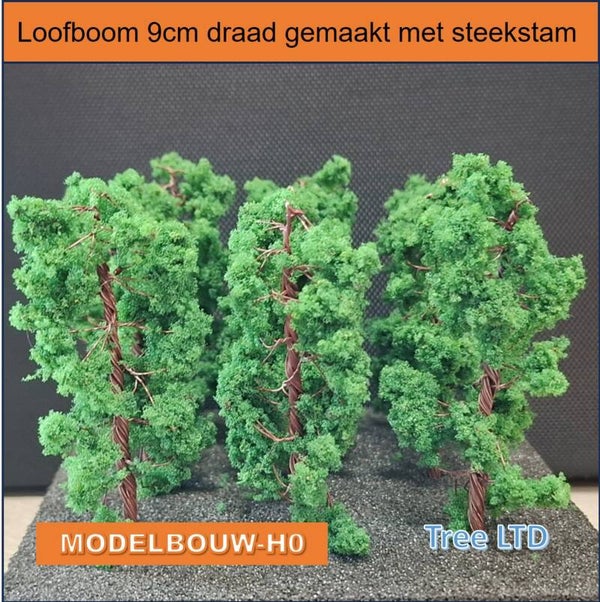 Loofboom set 9 stuks 9cm draad gemaakt en steekstam donkergroen