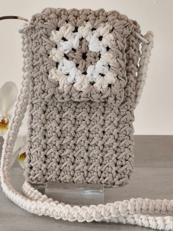 Pochette téléphone Granny