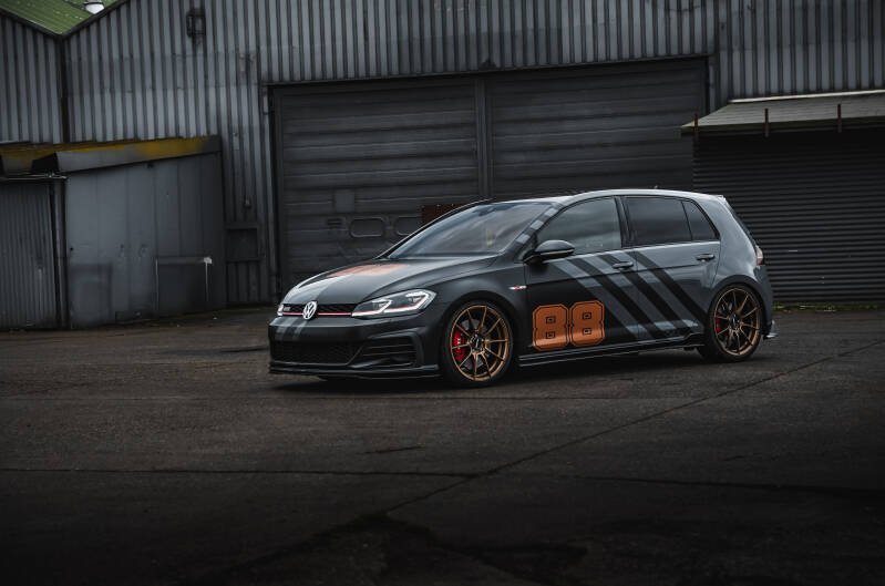 focus.by.lk-automotivefotografie-freiburg-ortenau