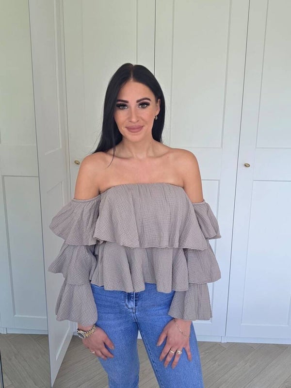 Summer layers top