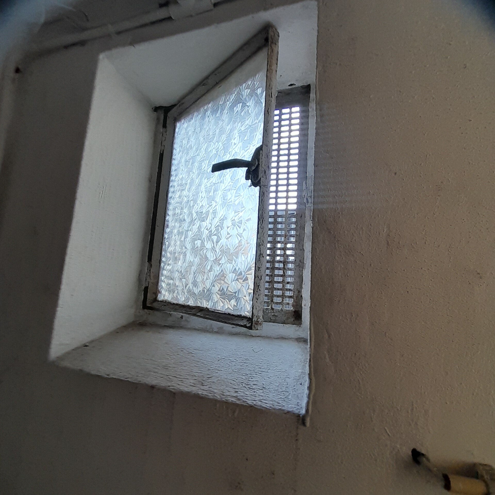 20250915_100627-standard.jpg