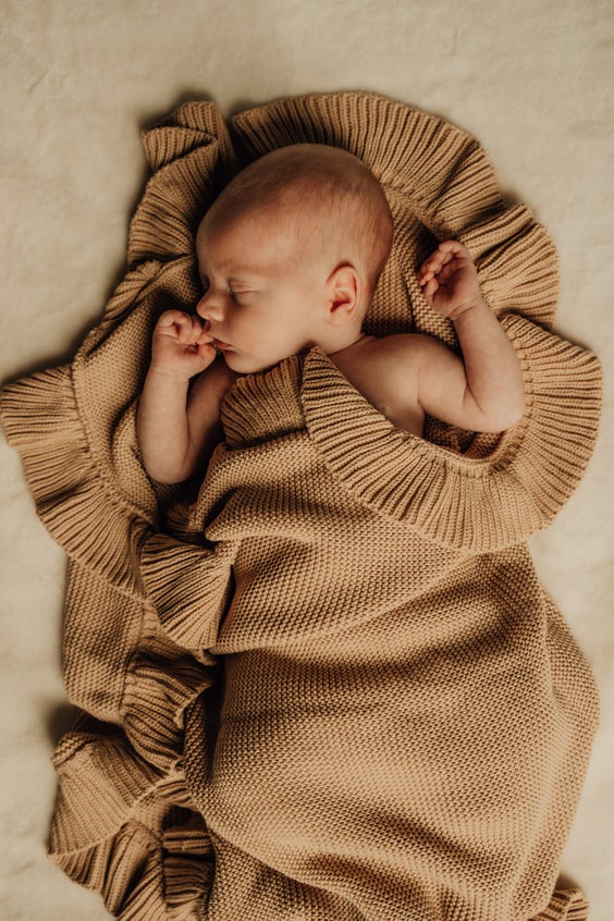 Newborn fotografie Tilburg Newborn fotograaf Berkel-Enschot Newborn fotografie Oisterwijk Newborn fotograaf Moergestel Newborn fotografie Noord-Brabant Newborn shoot in Tilburg en omgeving Professionele newborn fotografie Berkel-Enschot Oisterwijk newborn