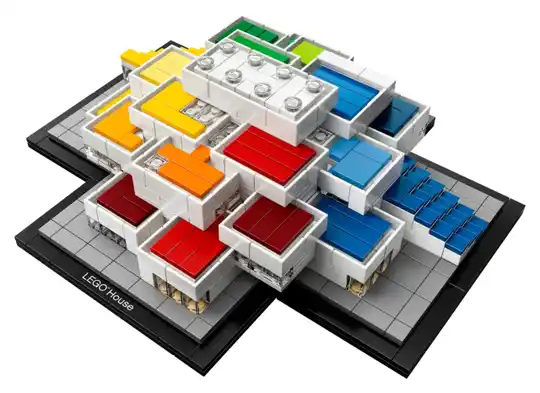 21037 LEGO® House (Architecture)