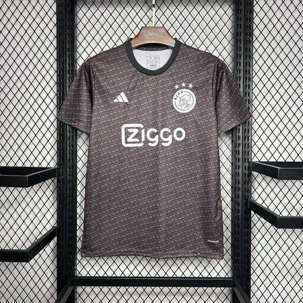 Ajax voetbalshirt voor de wedstrijd 24-25