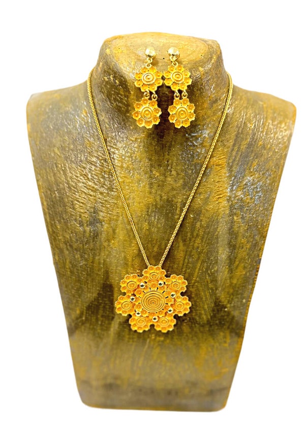 Collier & B.O