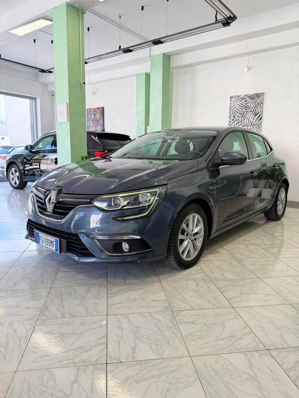 RENAULT MEGANE BERLINA 2018