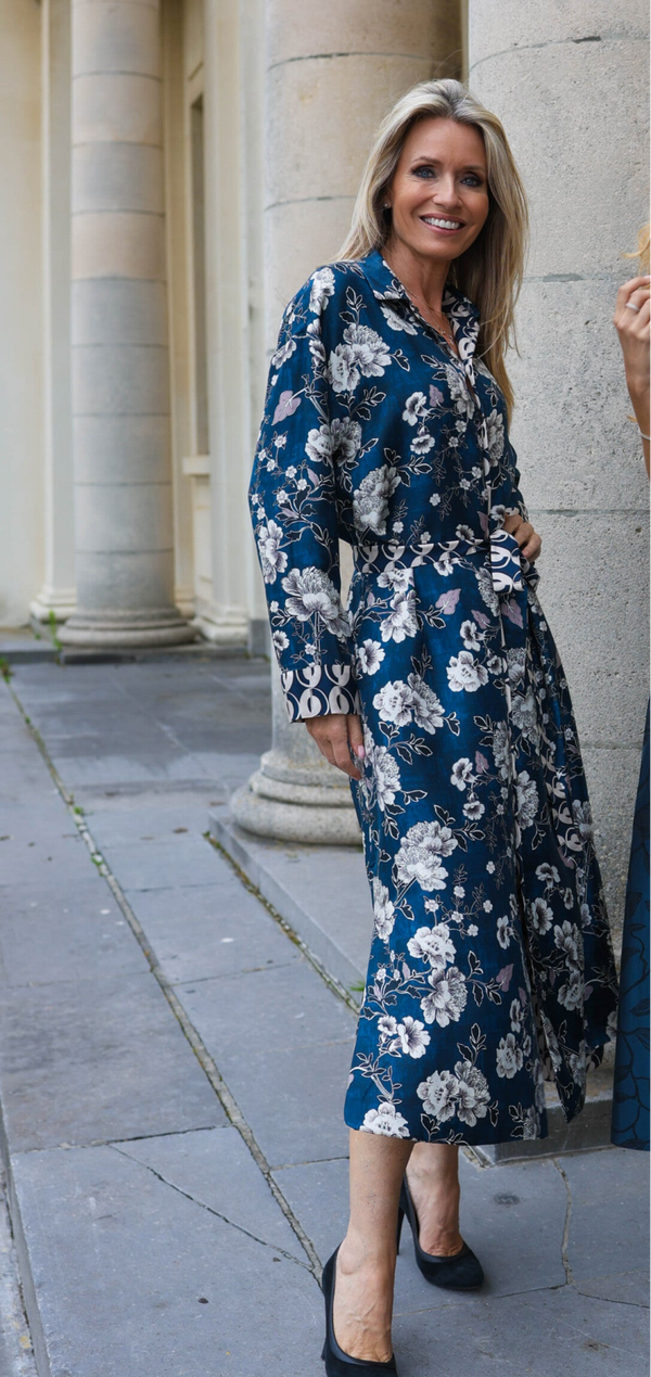 KLEED 3855 - WEEKEND S' MAXMARA