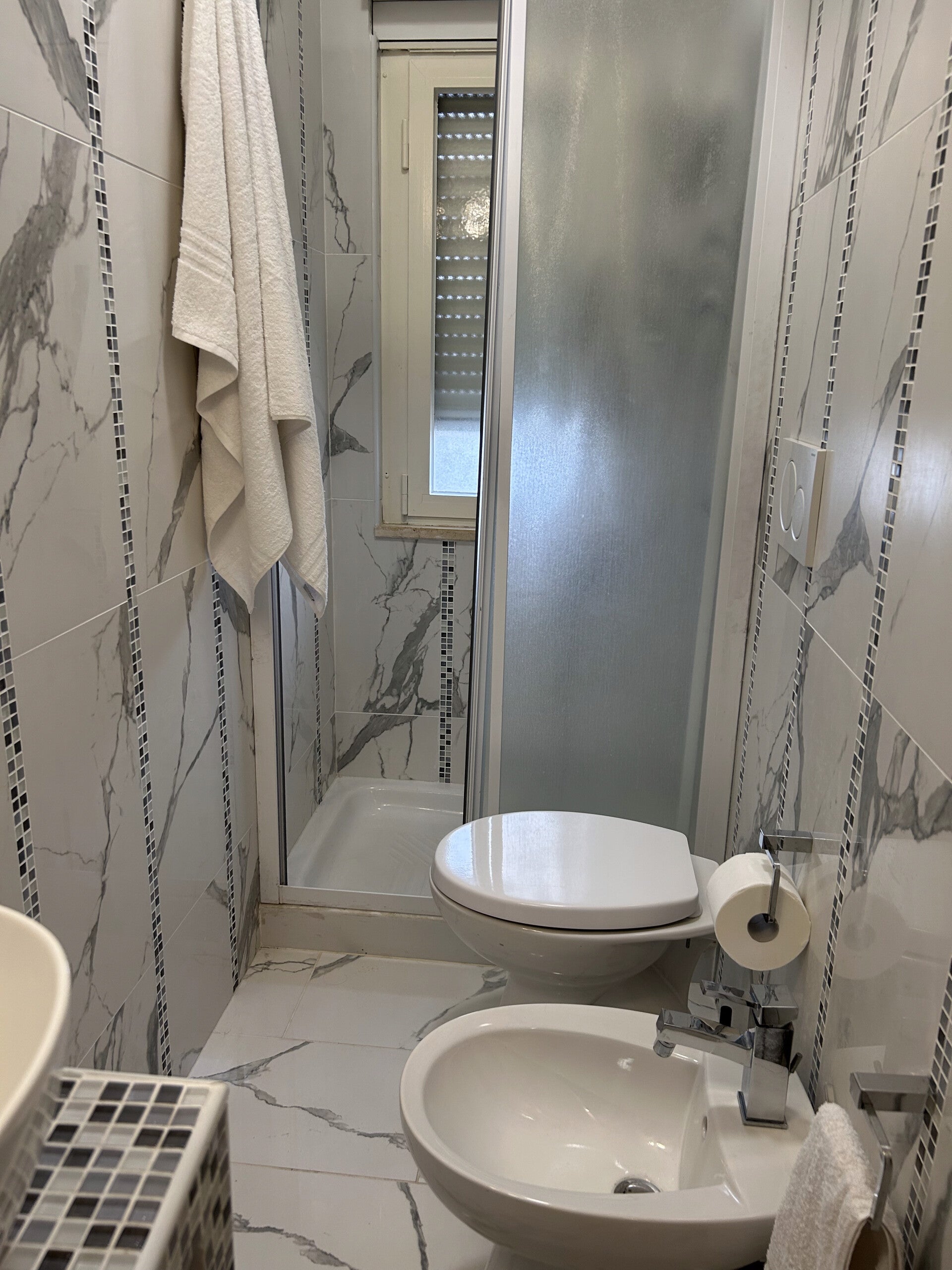Bagno con doccia casa vacanze Marina di Ardea Roma