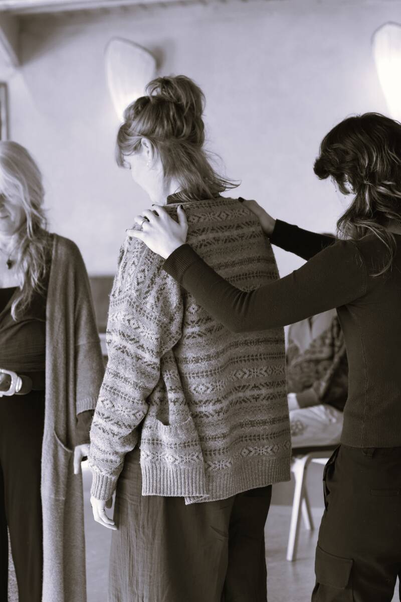 Een vraagsteller plaatst haar representanten in de opstelling