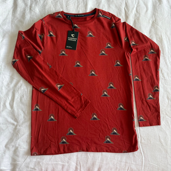 Common Heroes Longsleeve Rood - The Outlet