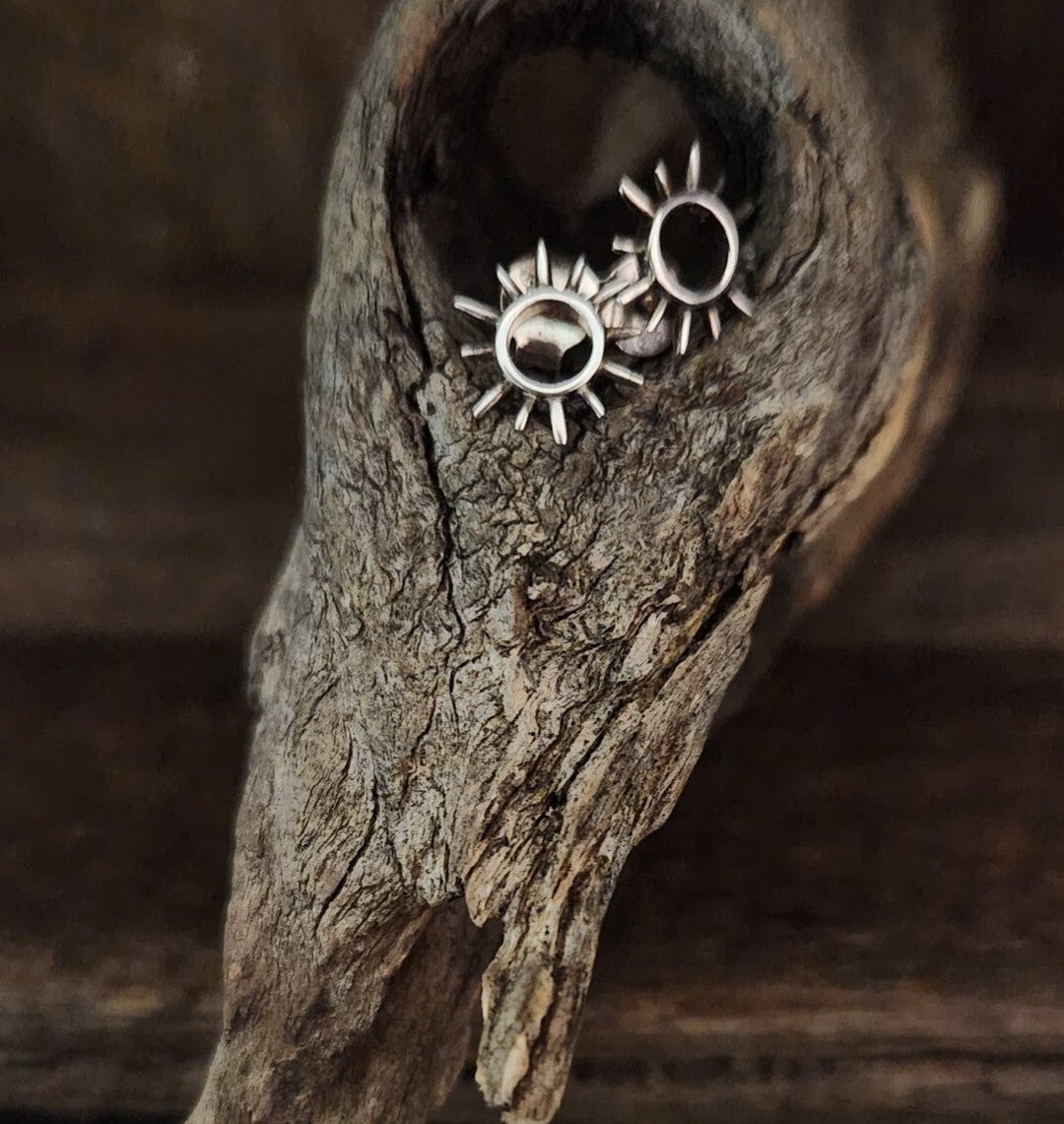 925 Silver sunshine studs