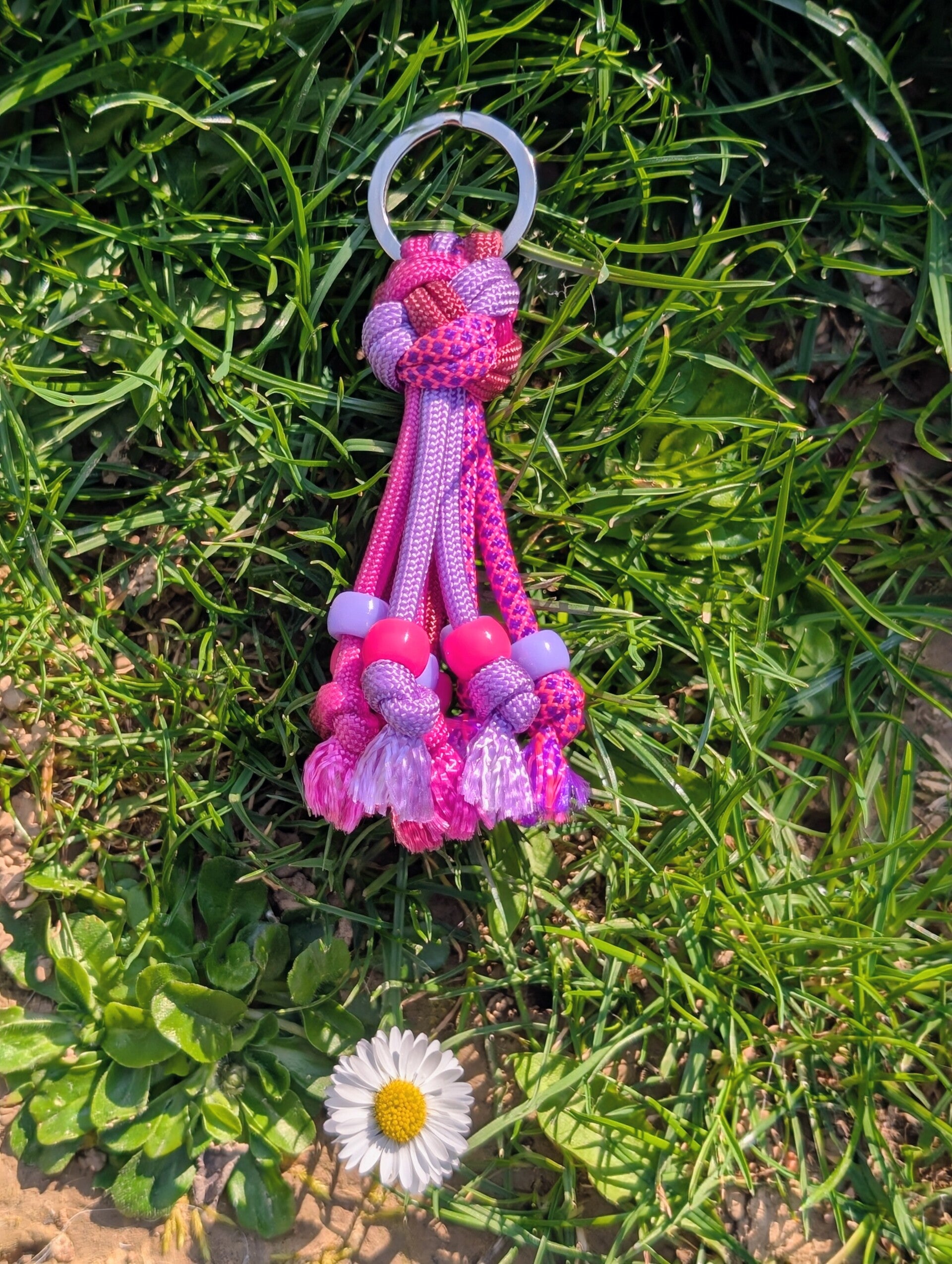 Porte-clés rose perles