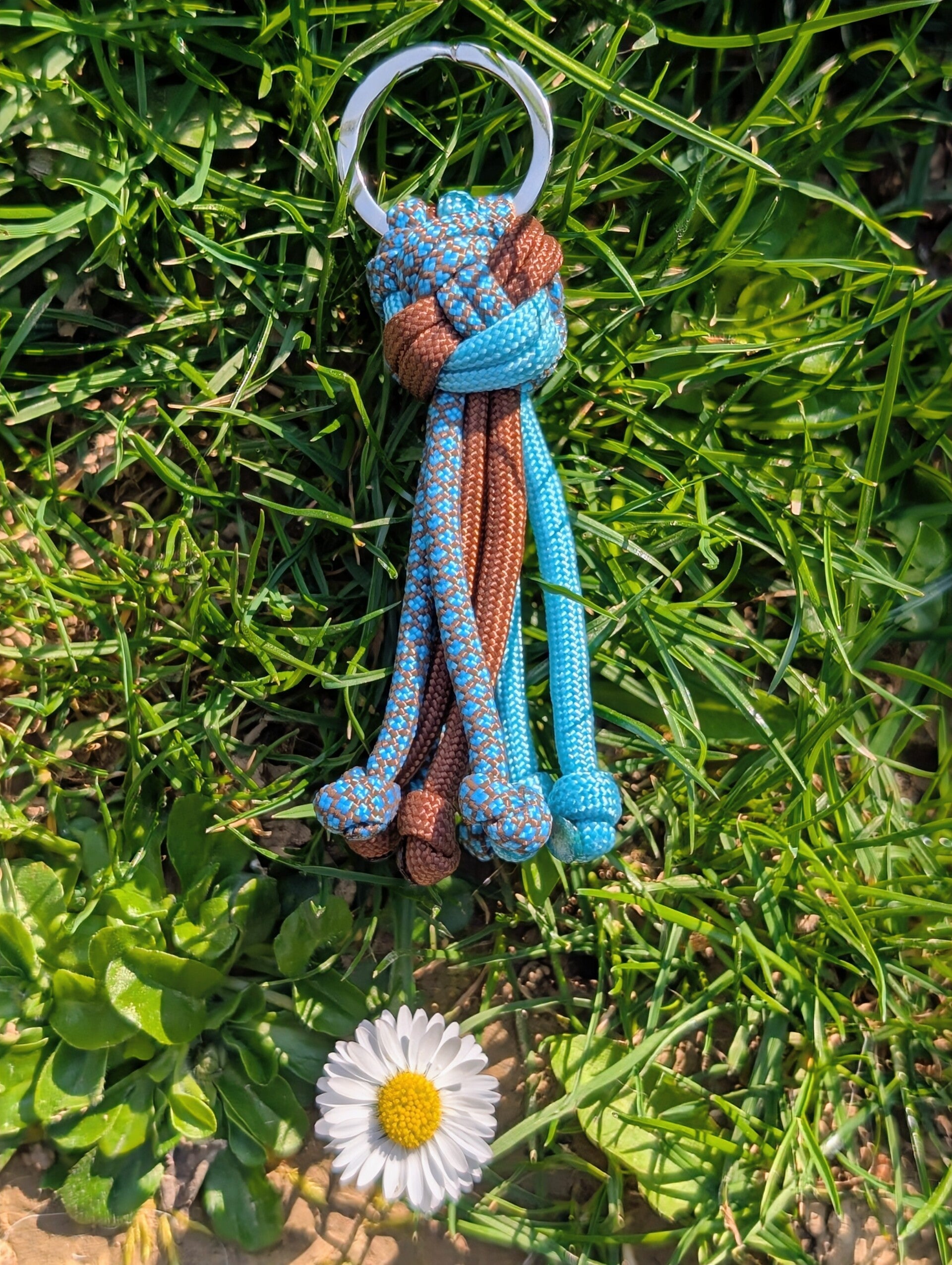 Porte-clés bleu et marron