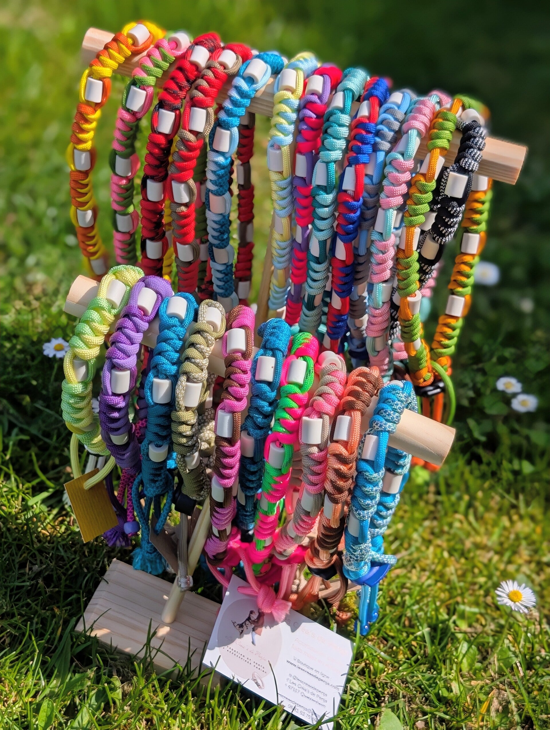 Collier anti-tiques en perles céramiques EM chien
