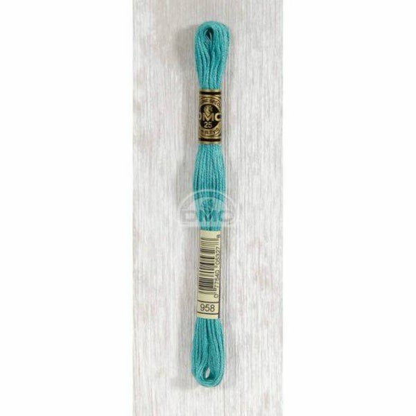 DMC borduurzijde 12x8 meter, kleur nummer 0958