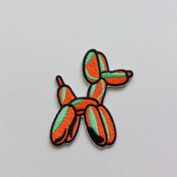 Ballon hondje oranje groen