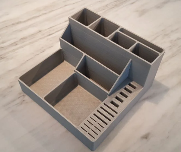 Desk Organizer mit USB-Stick und SD Karten halter