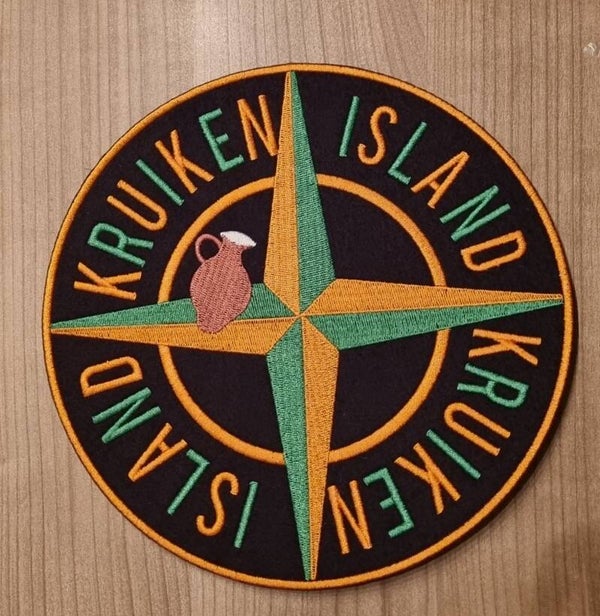 Rug embleem kruiken island