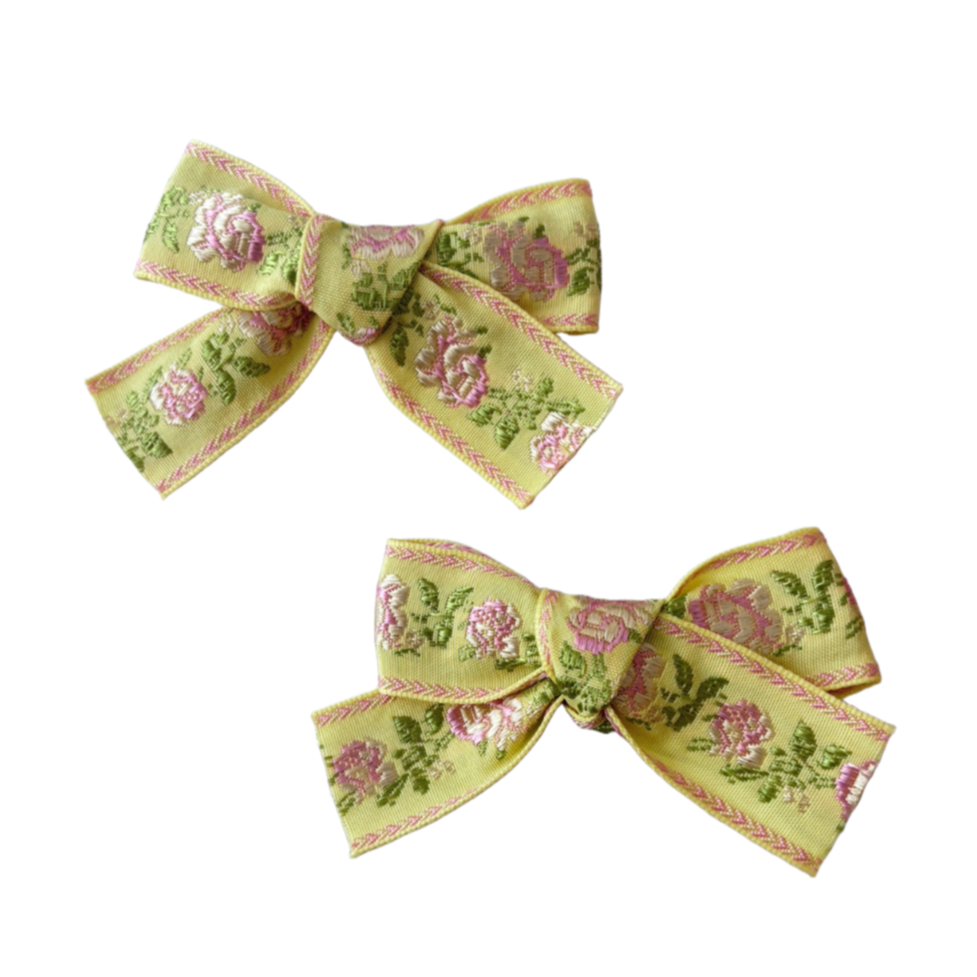 Gele boho strikjes (2 stuks)