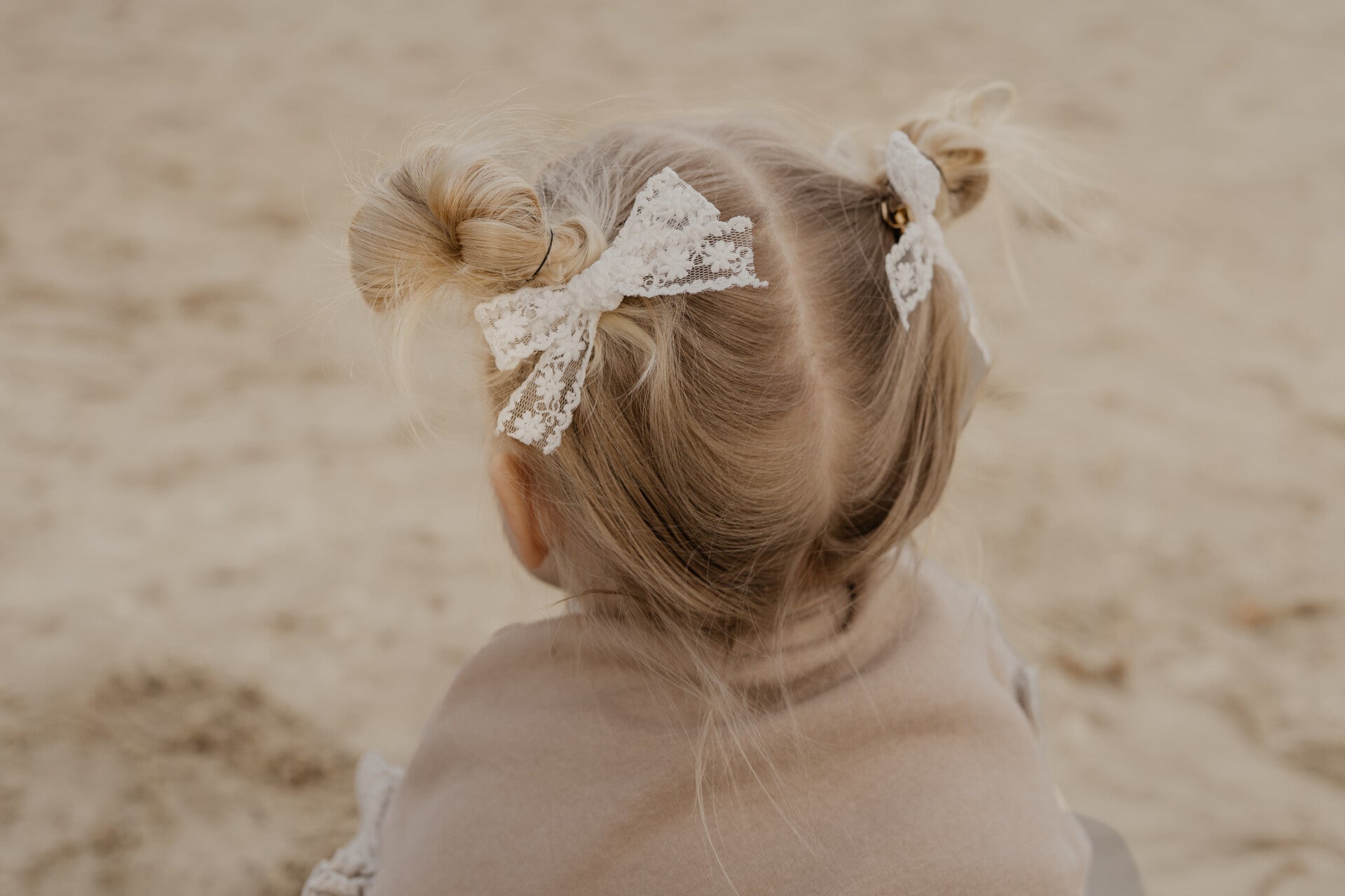 Setje boho crème strikjes (2 stuks)