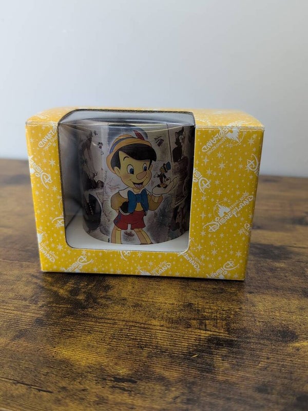Rare Vintage Disney Store Hong Kong Pinocchio Movie Collectable Mug Brown
