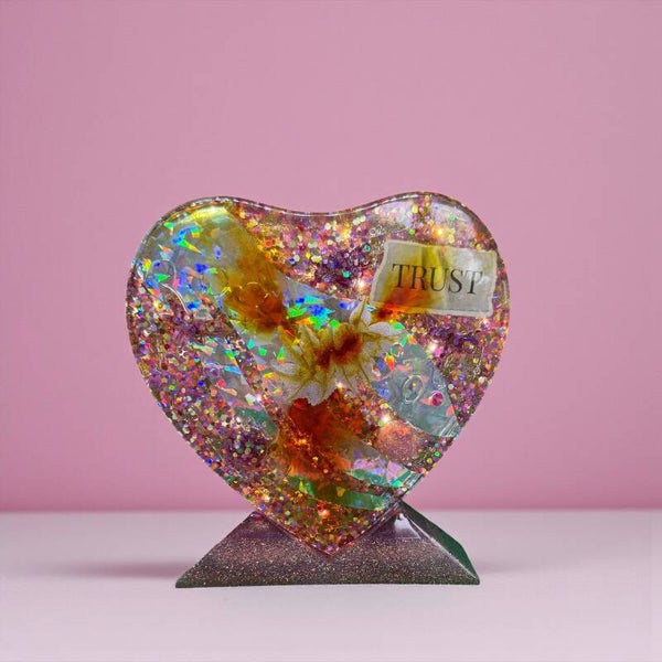 Luminous Heart “Trust” with stand