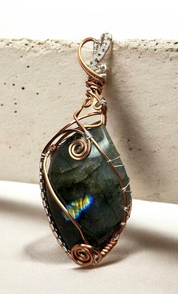 Labradorite Wire-Wrapped Pendant — Copper & Silver Plated (Non-Tarnish)