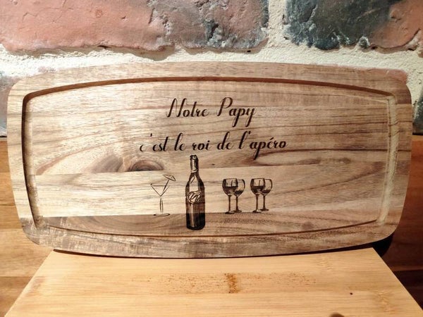 Planche apéro personnalisée en bois d'acacia – gravure laser prénom & message