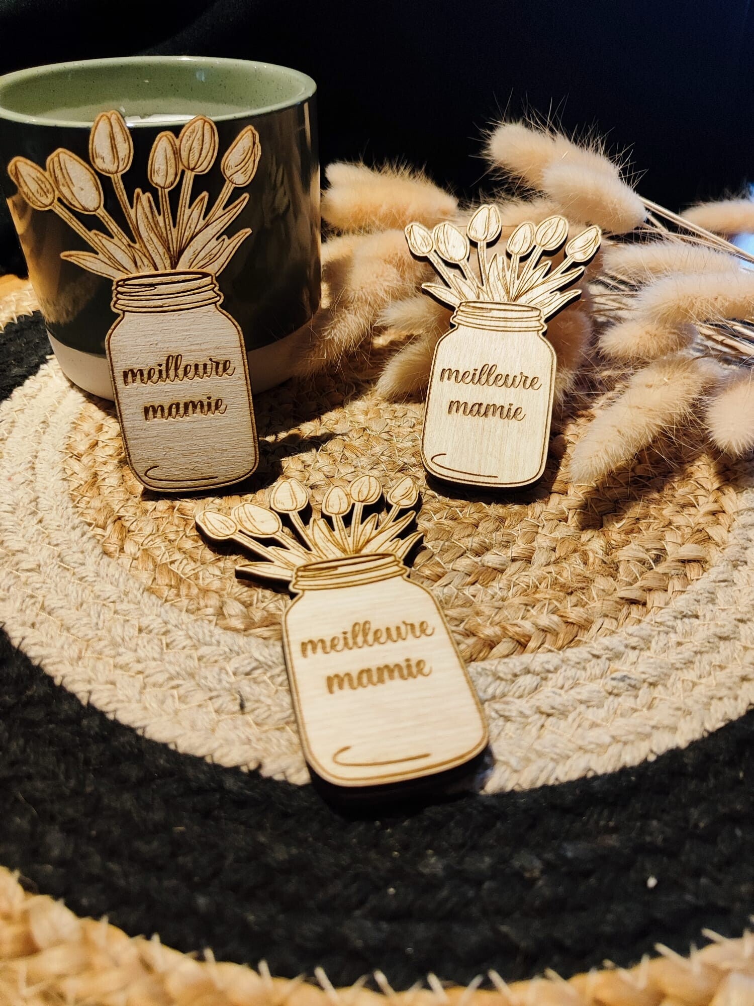 Magnet en bois gravé "Meilleure Mamie"