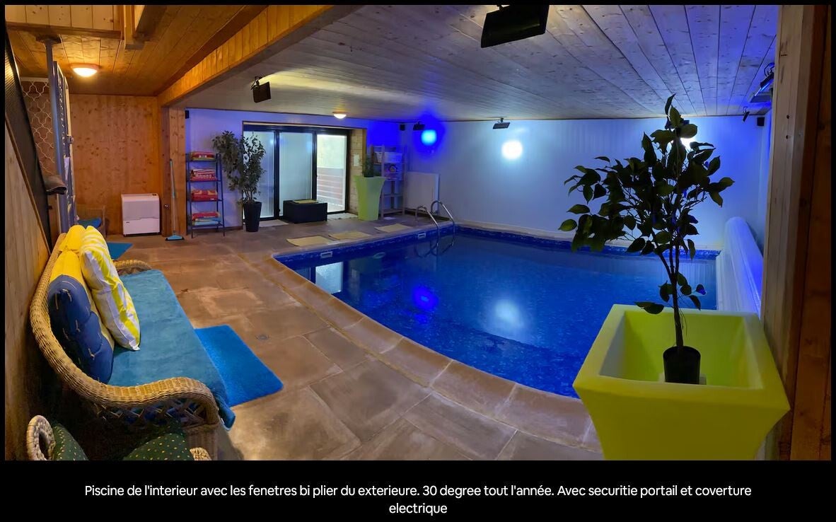 Maison de vacances en Auvergne avec piscine chauffée