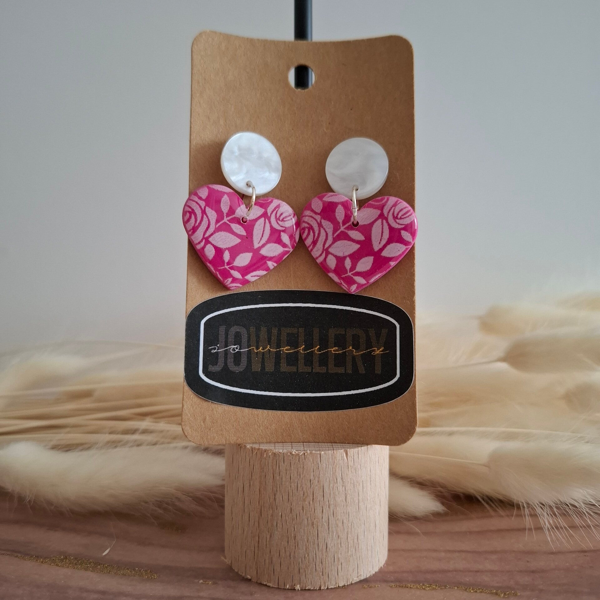 Rosy Whispers - Harten met rozenpatroon