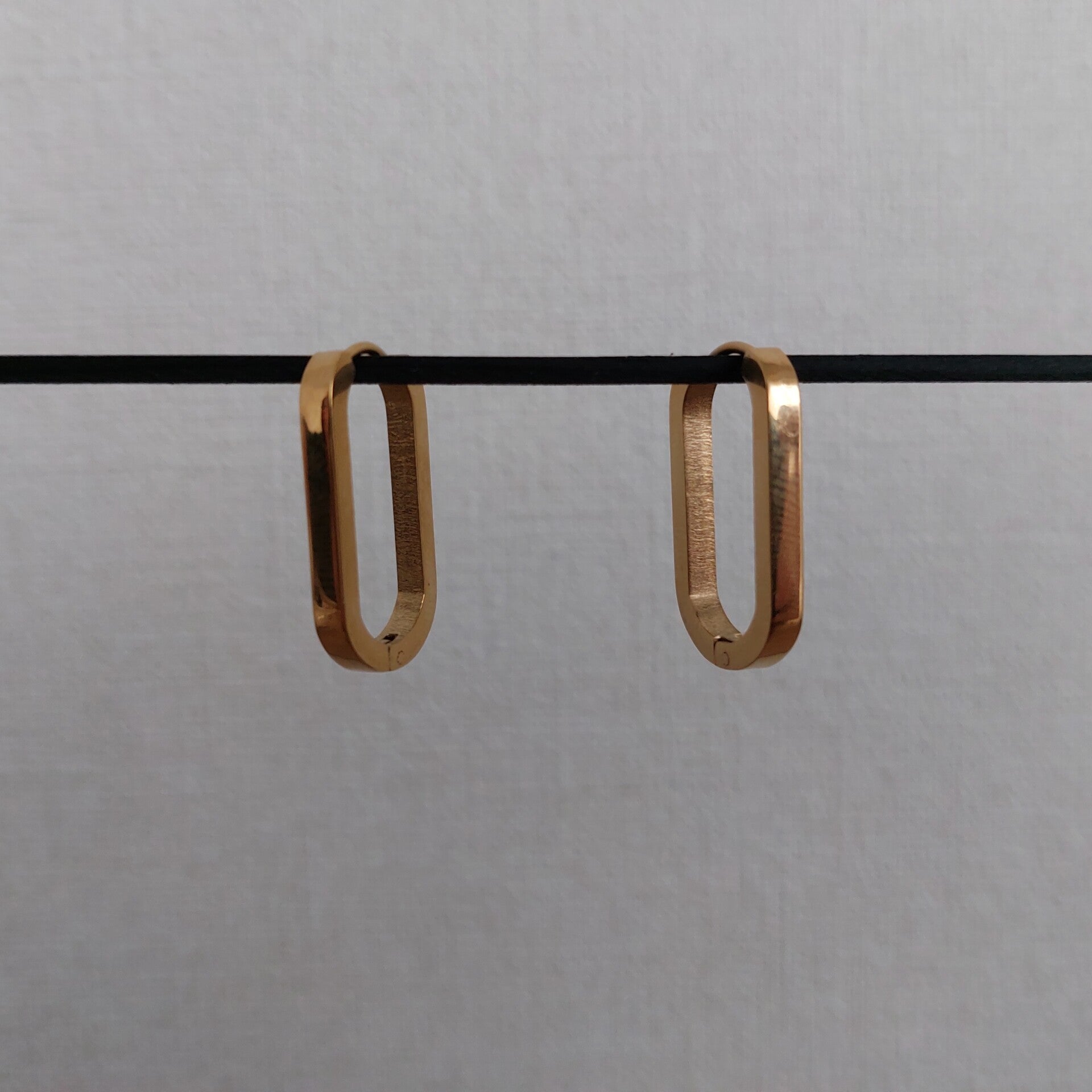 Oorbellen - Gouden ovale ringen