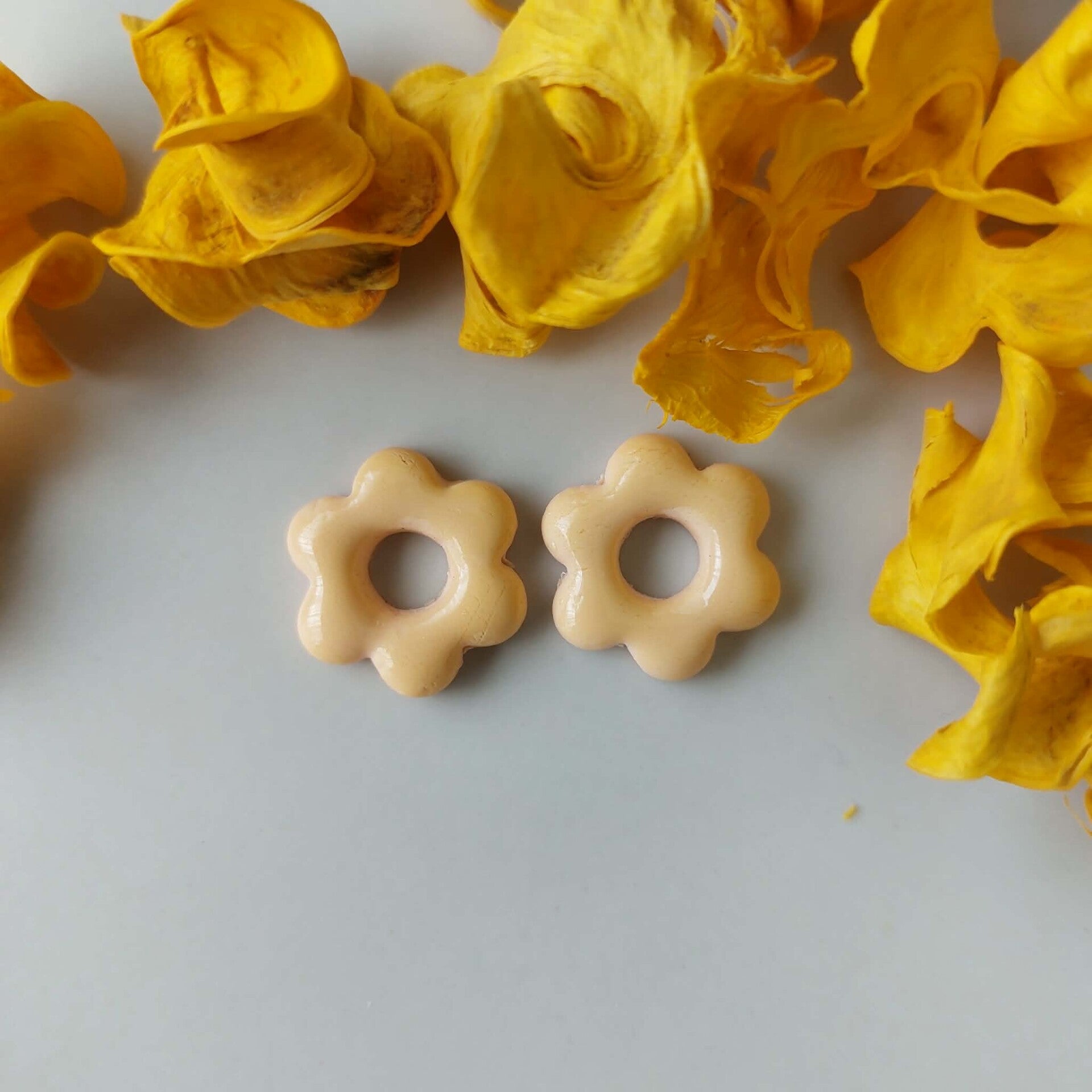 Bloemen - Zandgeel