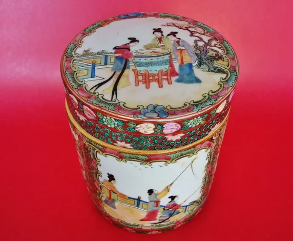 Humidor tabacco vaso porcellana cilindrico rosa famiglia cinese marcato Qianlong