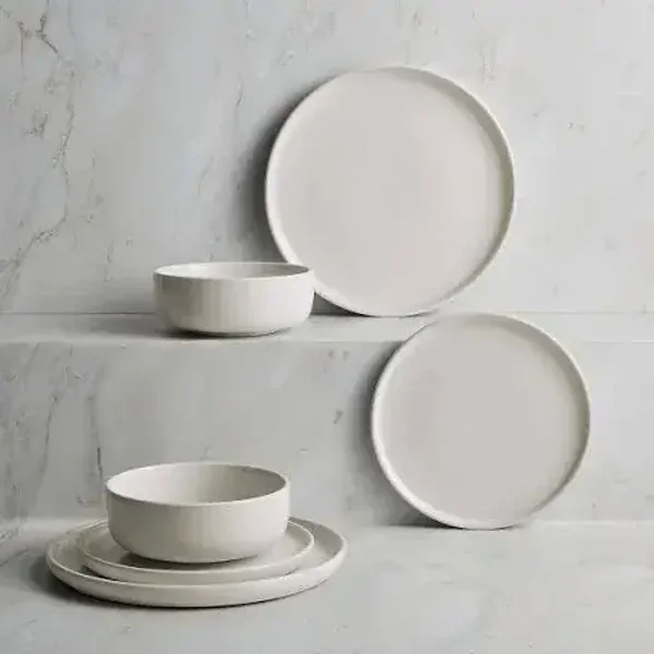 Crockery and cutlery