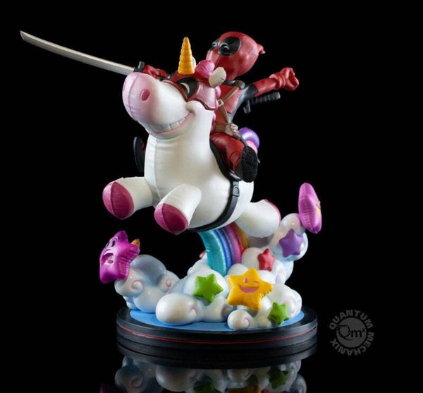 Marvel Q-Fig Max Elite Figure Deadpool x Unicorn 15 cm