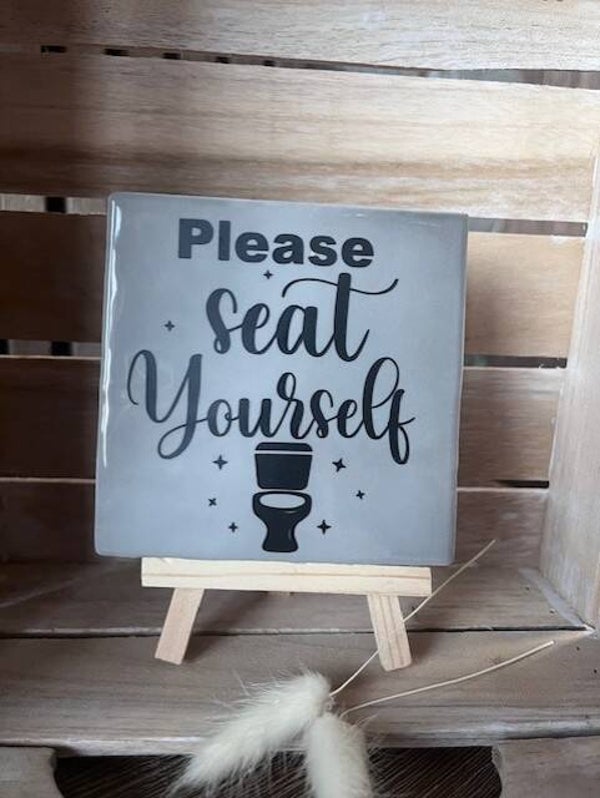 Tegel "Please seat yourself"