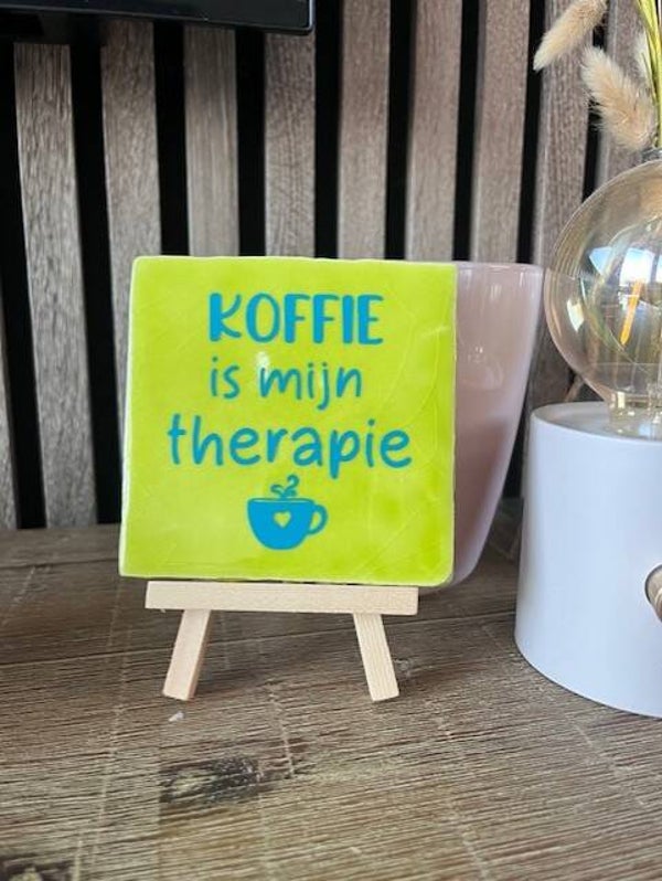 Tegeltje "Koffie is mijn therapie"