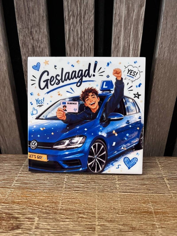 Geslaagd rijbewijs jongen