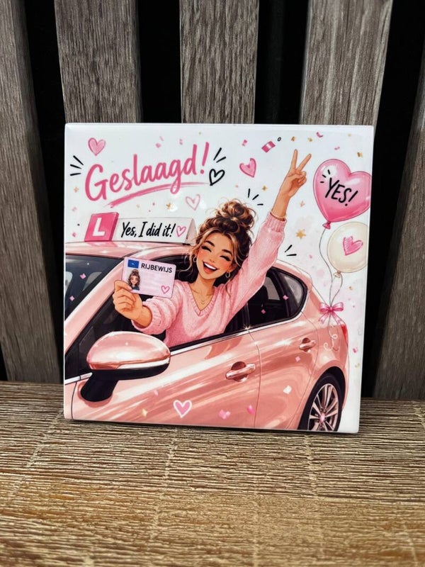 Geslaagd rijbewijs meisje