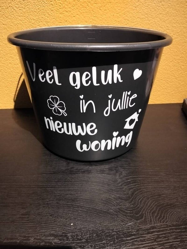 Veel geluk in jullie nieuwe woning