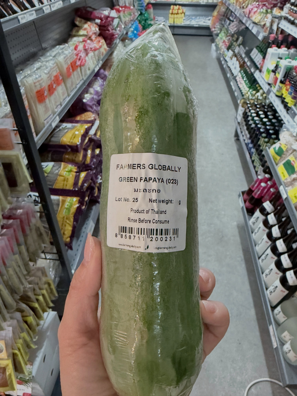 Thai Green Papaya 500-600g