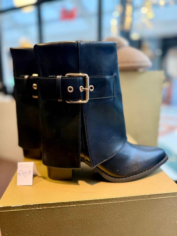 Boots met hak zwart