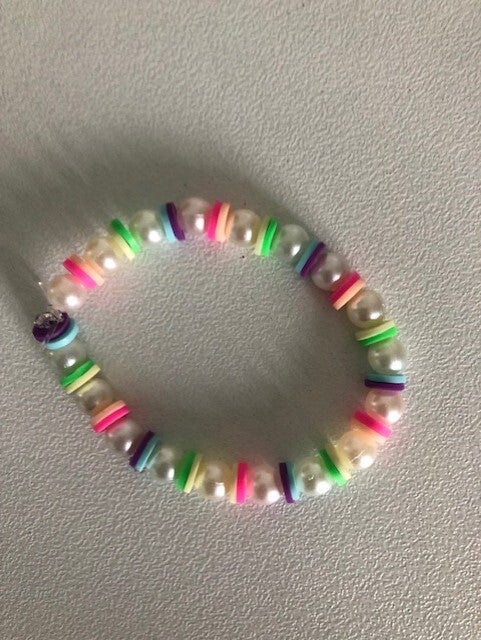regenboog met zoetwater parel armband