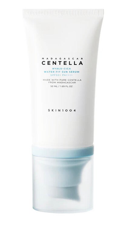 SKIN1004 Madagascar Centella Hyalu-Cica Water-Fit Sun Serum SPF50+ PA++++ – Sérum Solaire Hydratant